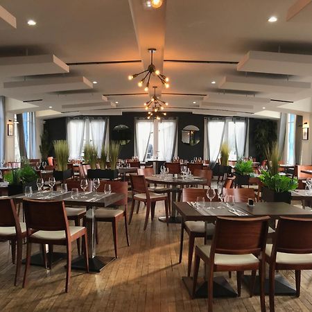 Logis Hotel & Restaurant - Les Bords De Seine La Roche-Guyon Dış mekan fotoğraf