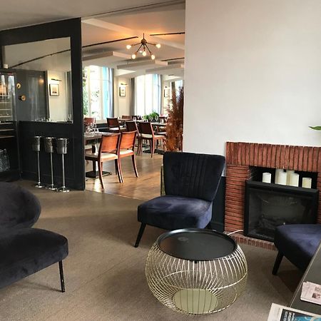 Logis Hotel & Restaurant - Les Bords De Seine La Roche-Guyon Dış mekan fotoğraf